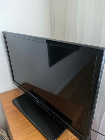 Photo of free TV (Brixton Hill SW2) #1