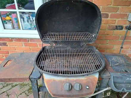 Photo of free BBQ +gas (SS11) #3