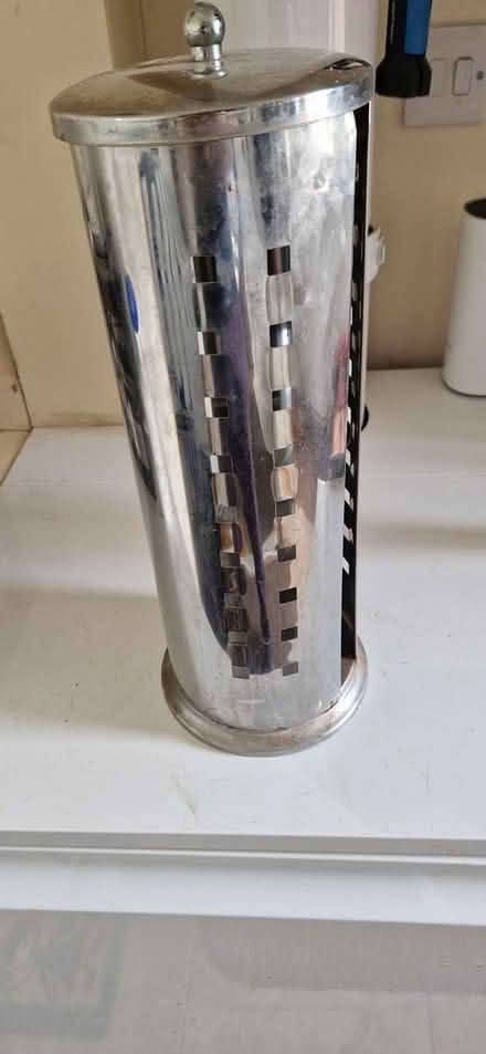 Photo of free Toilet roll holder (Kirkcambeck CA8) #1
