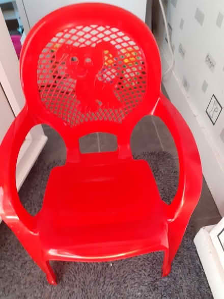 Photo of free Childs chair. (Bexhill TN39) #1