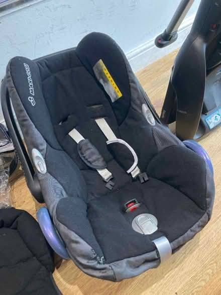 Photo of free Maxi-Cosi baby car seat for 0-18 months - universal fit (Banner Cross S11) #1