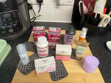 Photo of free Beauty bits (Banstead SM7) #1
