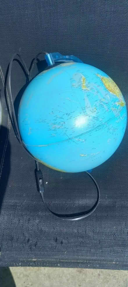 Photo of free Faulty Globe Light (Fulwood) #1