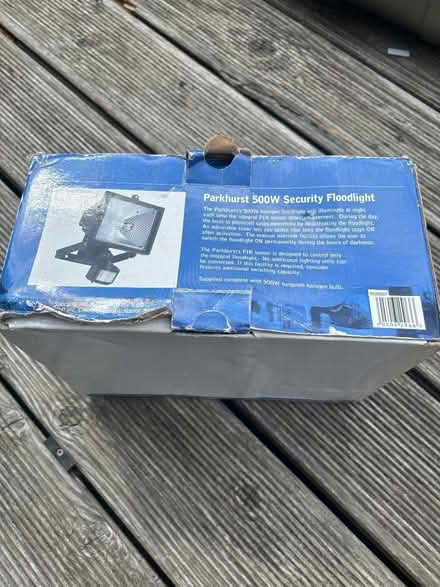Photo of free PIR floodlight (Downley HP13) #1