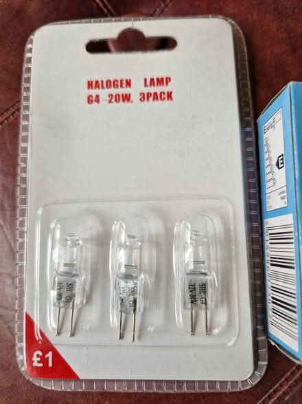 Photo of free Halogen lamp bulbs (Dunfermline KY12) #1