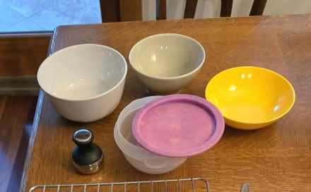 Photo of free bowls and coffee tamper (Downtown Mountain View) #1