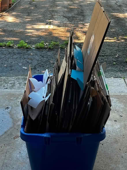 Photo of free Cardboard (Jefferson Avenue Downers Grove) #1