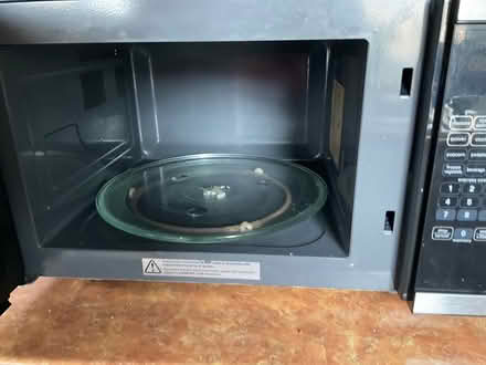 Photo of free 900w microwave (Coppull, PR7) #1