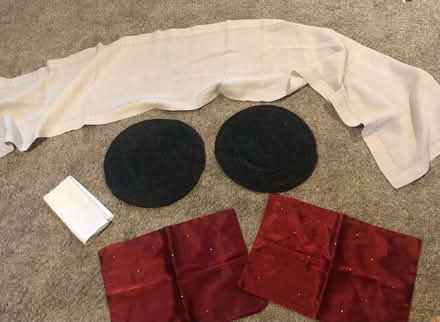 Photo of free Table linens (Glendale Heights) #1