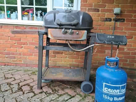 Photo of free BBQ +gas (SS11) #1