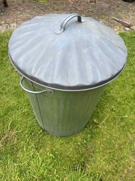 Photo of free Metal bin with lid (Earley RG6) #1