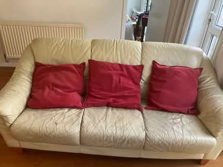 Photo of free Leather 3 piece suite (Marshalswick AL4) #1