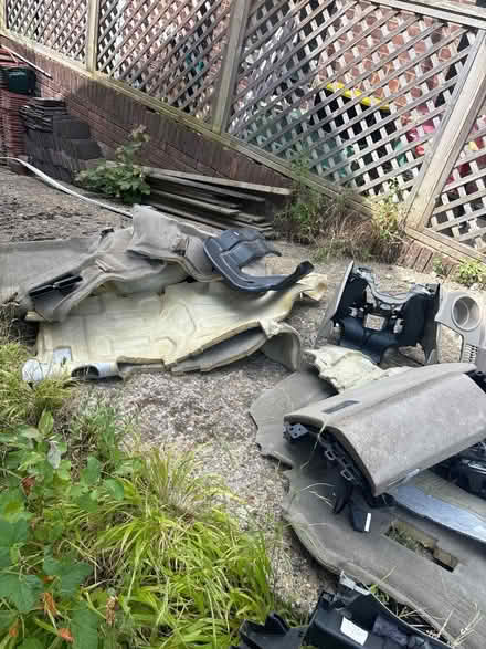 Photo of free Discovery 4 parts (Downley HP13) #2