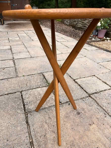 Photo of free Round Oak occasional table on oak moveable legs (Hales Bridge RH5) #3
