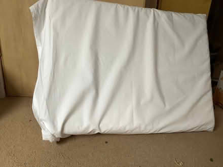 Photo of free Wedge shaped memory foam pillow (Corstorphine EH12) #1