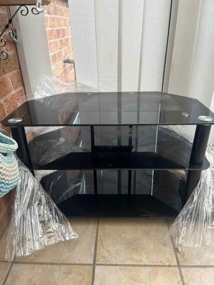 Photo of free Tv stand (Stourport-on-Severn DY13) #1