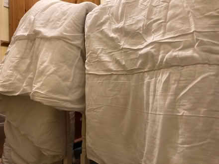 Photo of free Double blanket, 2 single duvets (E5 UpperClapton) #2