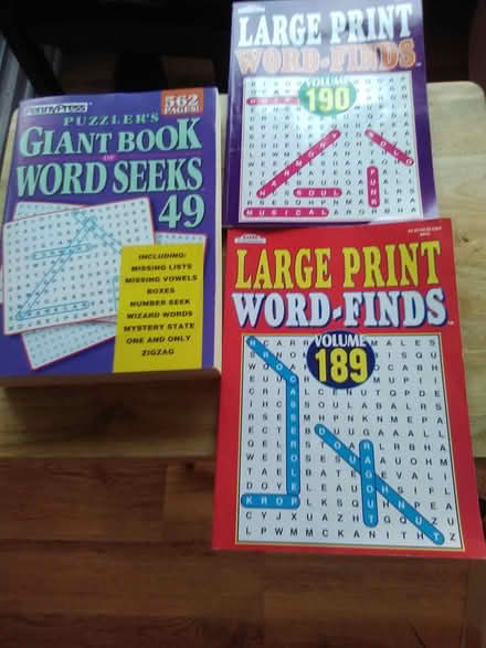 Photo of free Word find books (HWY 427/Burnamthorpe Rd) #1