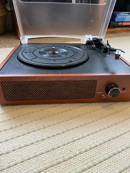 Photo of free Record player (in need of fixing) (Bath city centre) #2