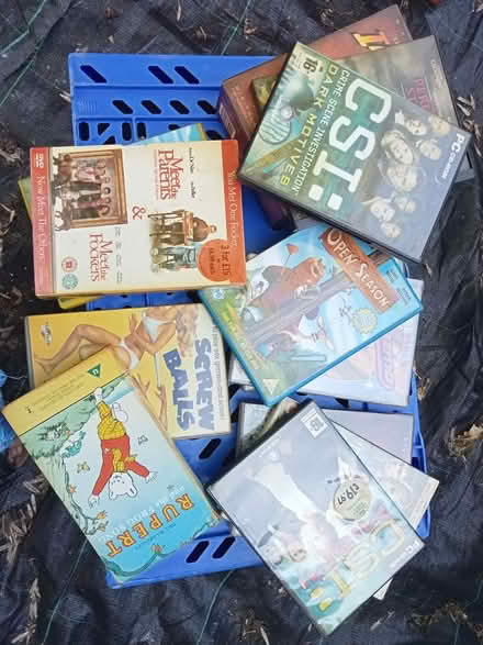 Photo of free Loads Of Items From Recent De-Clutters (CT17) #1