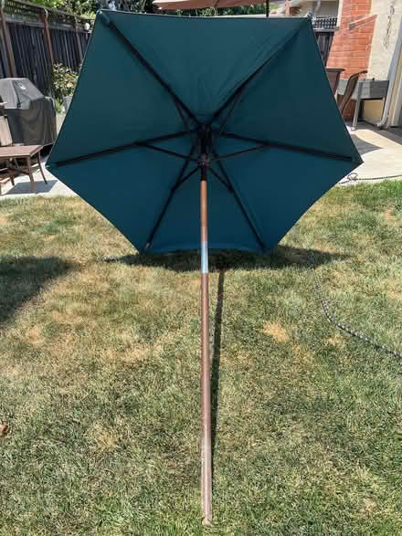 Photo of free 6.5' Patio Umbrella (Snell & Branham) #1