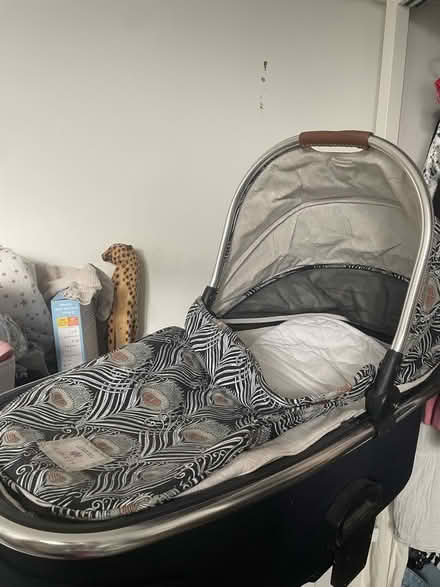 Photo of free Liberty Urbo2 Bassinet Mamas Papas (SE18 Charlton/Woolwich) #1