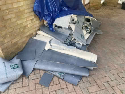 Photo of free Approx 60sq ft grey carpet (CR8) #1