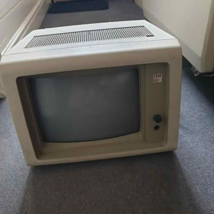 Photo of free IBM PC monitor (OX3 Marston) #1