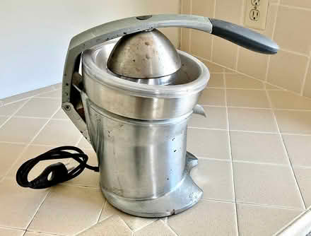 Photo of free Breville electric juicer (515 12th St. Huntington Beach) #1