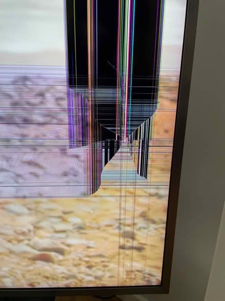 Photo of free Samsung 65 inch 4k TV for spares (Rayne CM77) #3