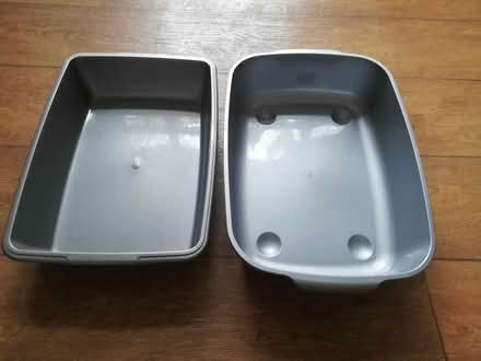 Photo of free 2 cat litter trays (Glenfield LE3) #1