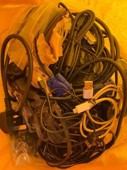 Photo of free Cables (Wenlock Terrace, Fulford) #1
