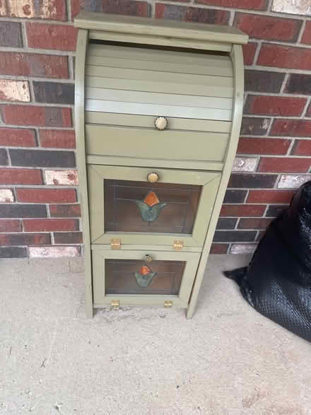 Photo of free Chest (Bridgewater NJ) #1