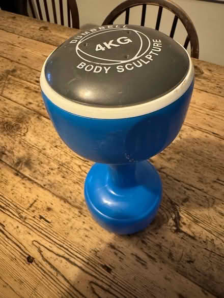 Photo of free 4kg Dumbbell (Teddington TW11) #1