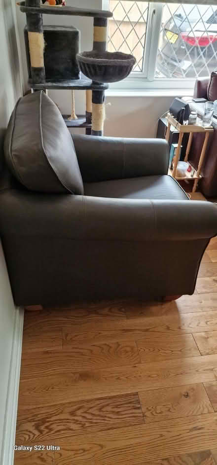 Photo of free Leather armchair (CO11) #1