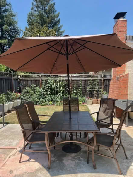 Photo of free 11' Umbrella with Solar Lights (Snell & Branham) #1