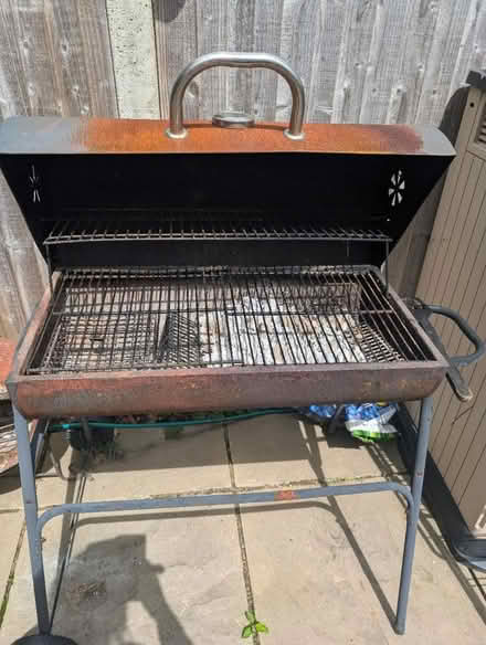 Photo of free Bbq (Pettswood) #2