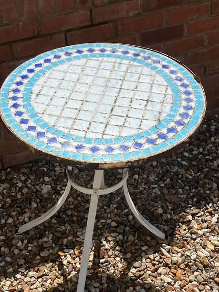 Photo of free Garden table for renovation (Perivale) #1