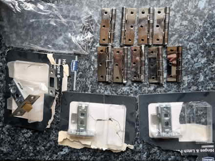 Photo of free Wickes Door Hinge & Latch Sets 9 Hinges 3 Latches Newish (Woosehill RG41) #1