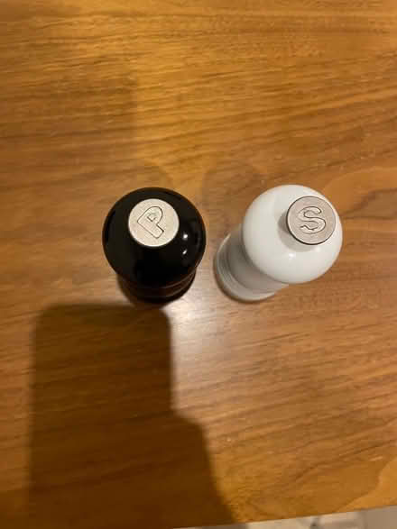 Photo of free Salt and pepper mill (Morningside EH10) #1