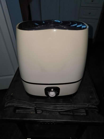 Photo of free Cool mist humidifier (Bells corners) #1