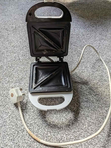 Photo of free Single sandwich toaster (Gants Hill) #2