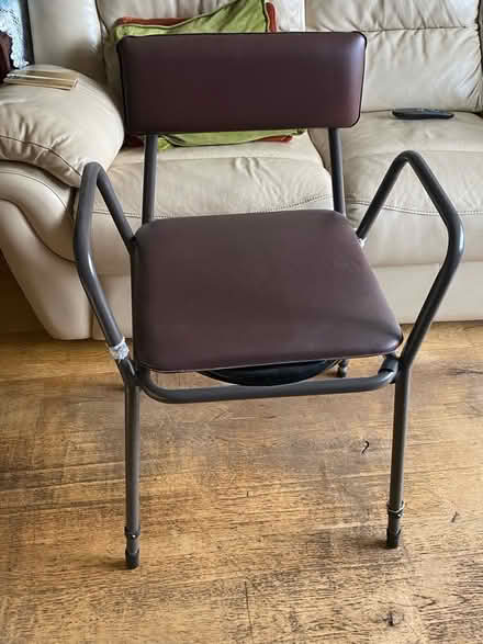 Photo of free Commode (Broxbourne EN10) #1