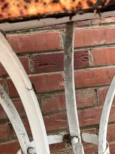 Photo of free Garden table for renovation (Perivale) #4