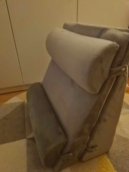 Photo of free Orthopedic wedge pillow/cushion set (London N1) #1