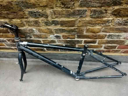 Photo of free Ridgeback velocity bike frame (Spitalfields E1) #1