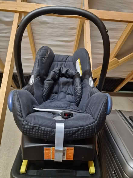 Photo of free Infant car seat (Whiteley PO15) #1