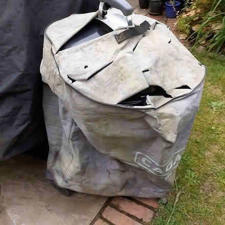 Photo of free Weber small kettle barbecue (GU3 Compton) #4