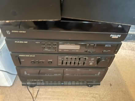 Photo of free Hi fi system (Rainham ME8) #3