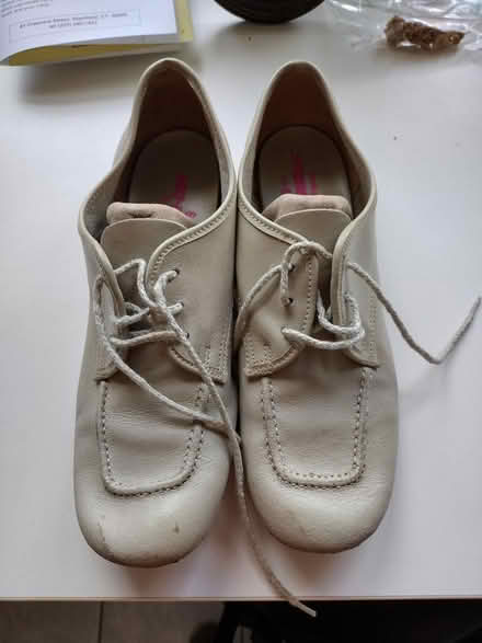 Photo of free Ladie's bowling shoes sz. 9 (Near NVCC) #1